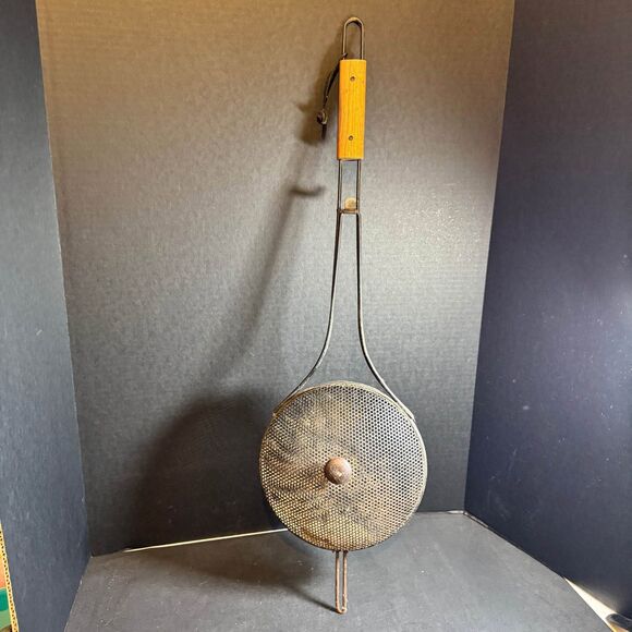 Vintage Androck Muza Campfire Cooker [Item 0159] - Picture 1 of 6